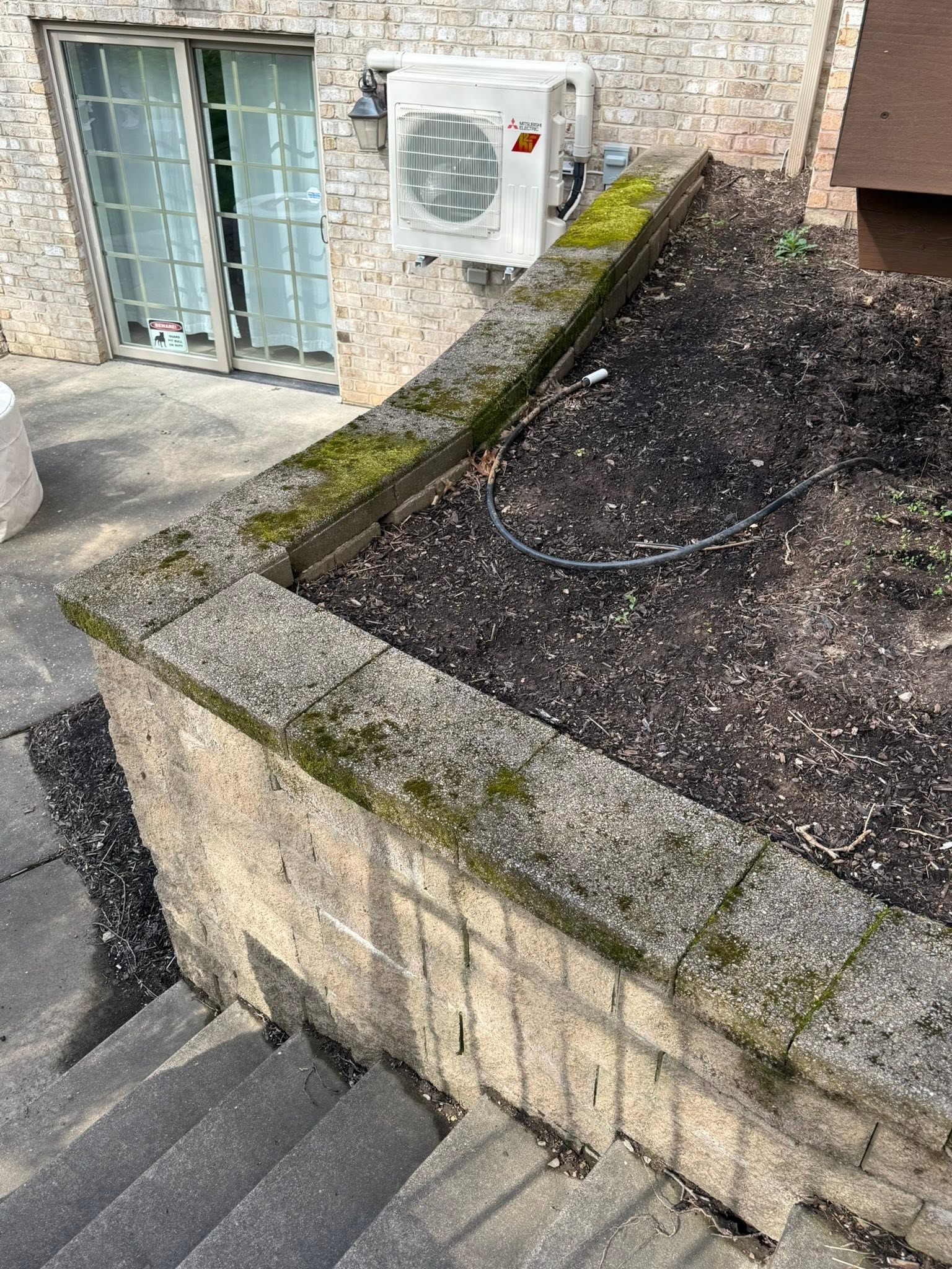 Before: ${alt}
