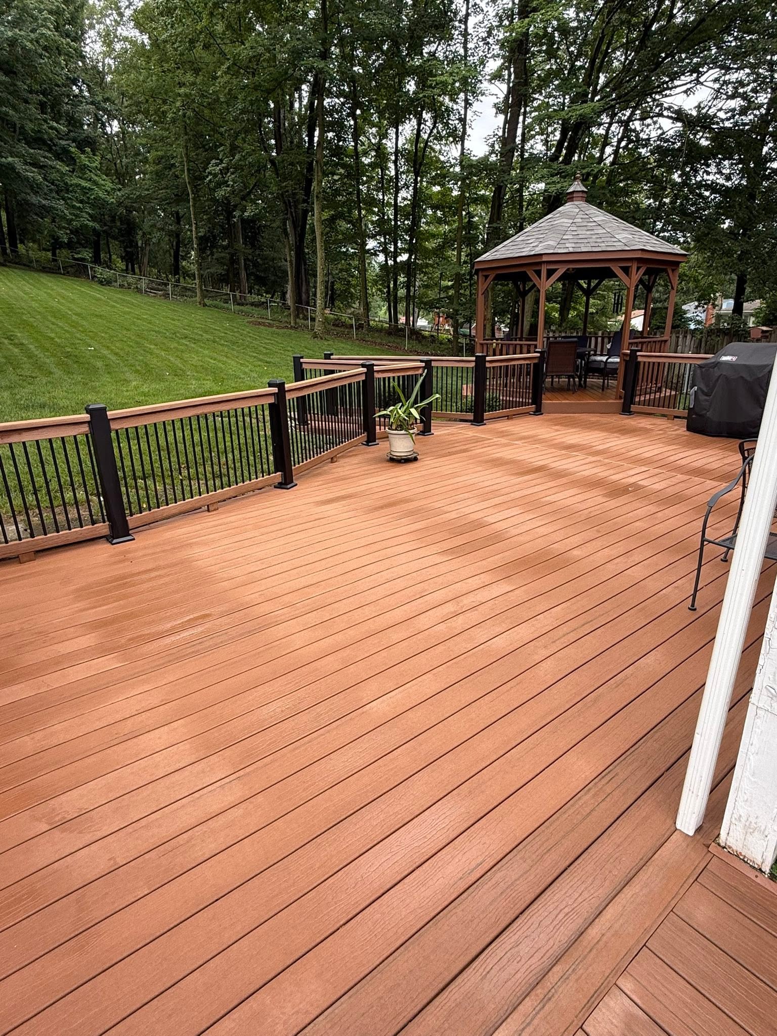 Deck Cleaning by South Hills Soft Wash